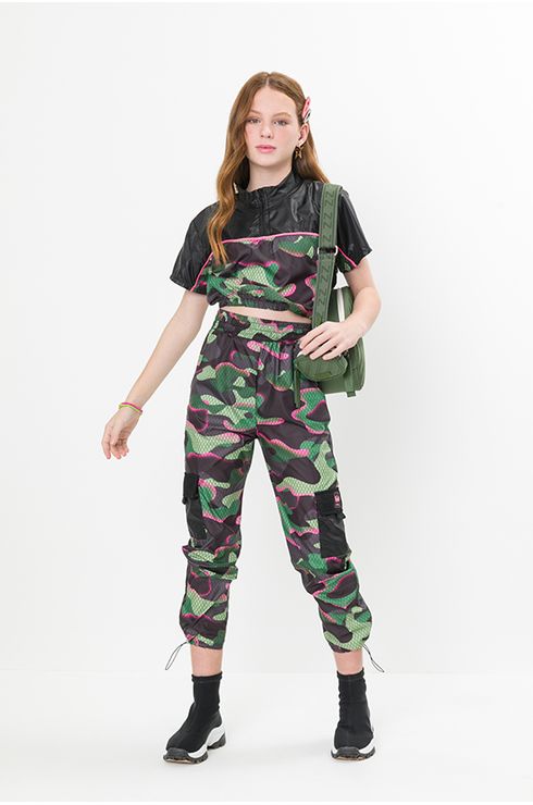 Calça Corta Vento Camuflada