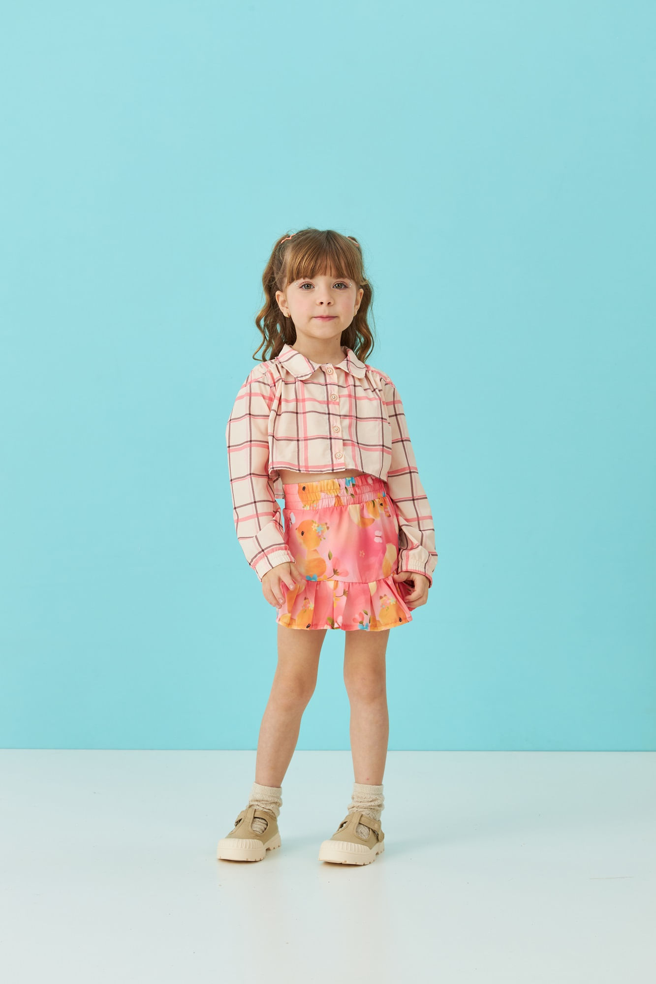 Conjunto-Camisa-Xadrez-Manga-Longa-E-Shorts-Saia-Estampada