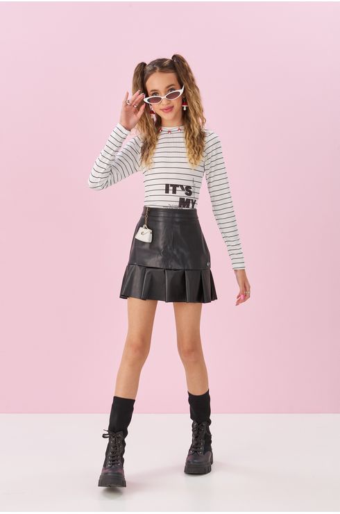 Blusa Manga Longa Canelada Com Local Na Frente