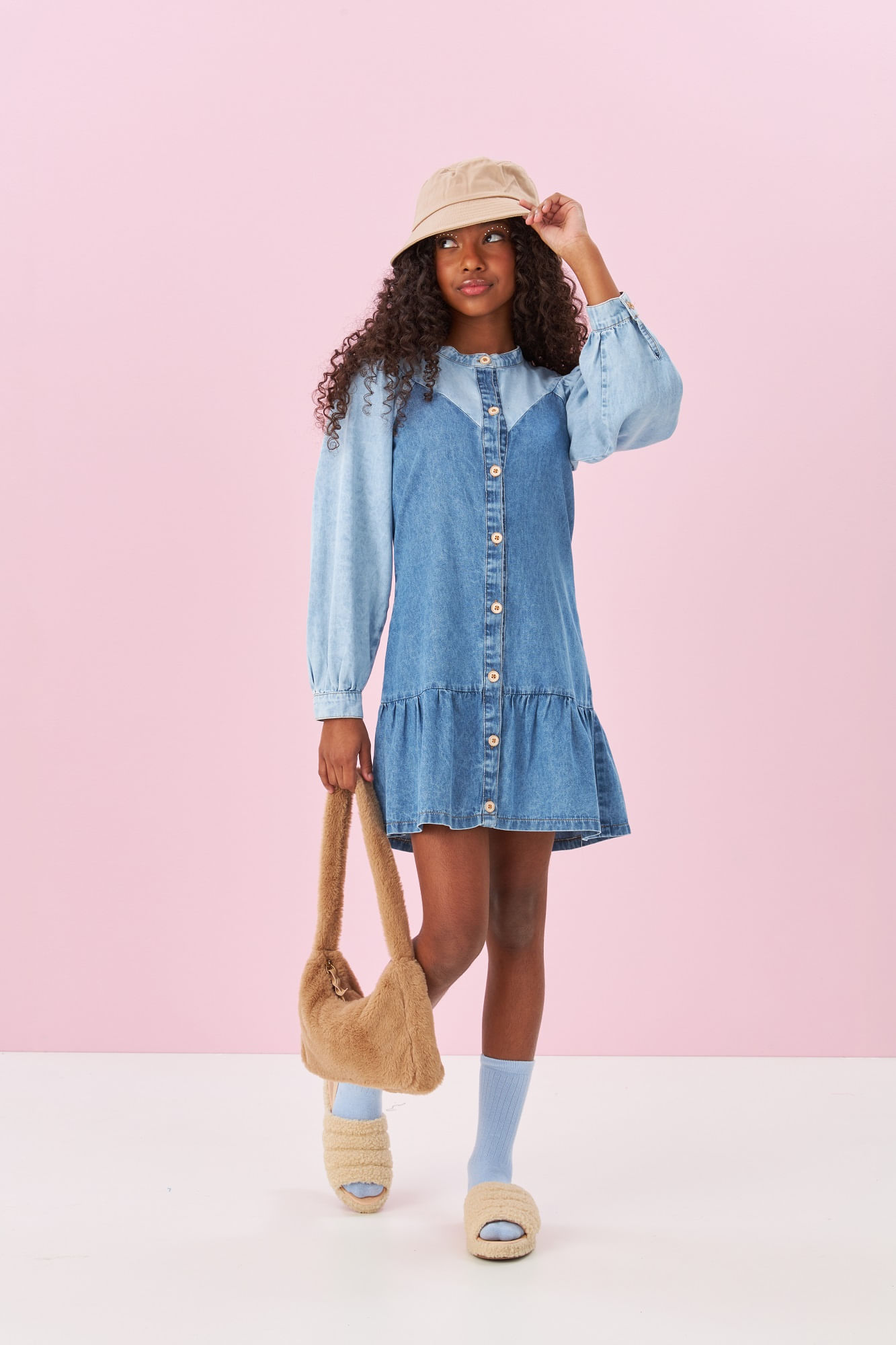 Vestido-Jeans-Manga-Longa-Com-Botao-Na-Abertura