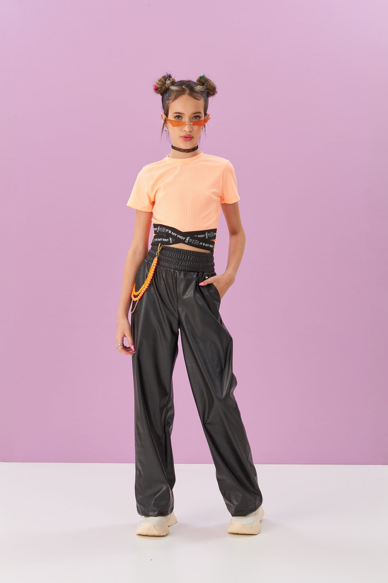 Blusa-Canelada-Manga-Curta-Cropped-Com-Elastico-Personalizado