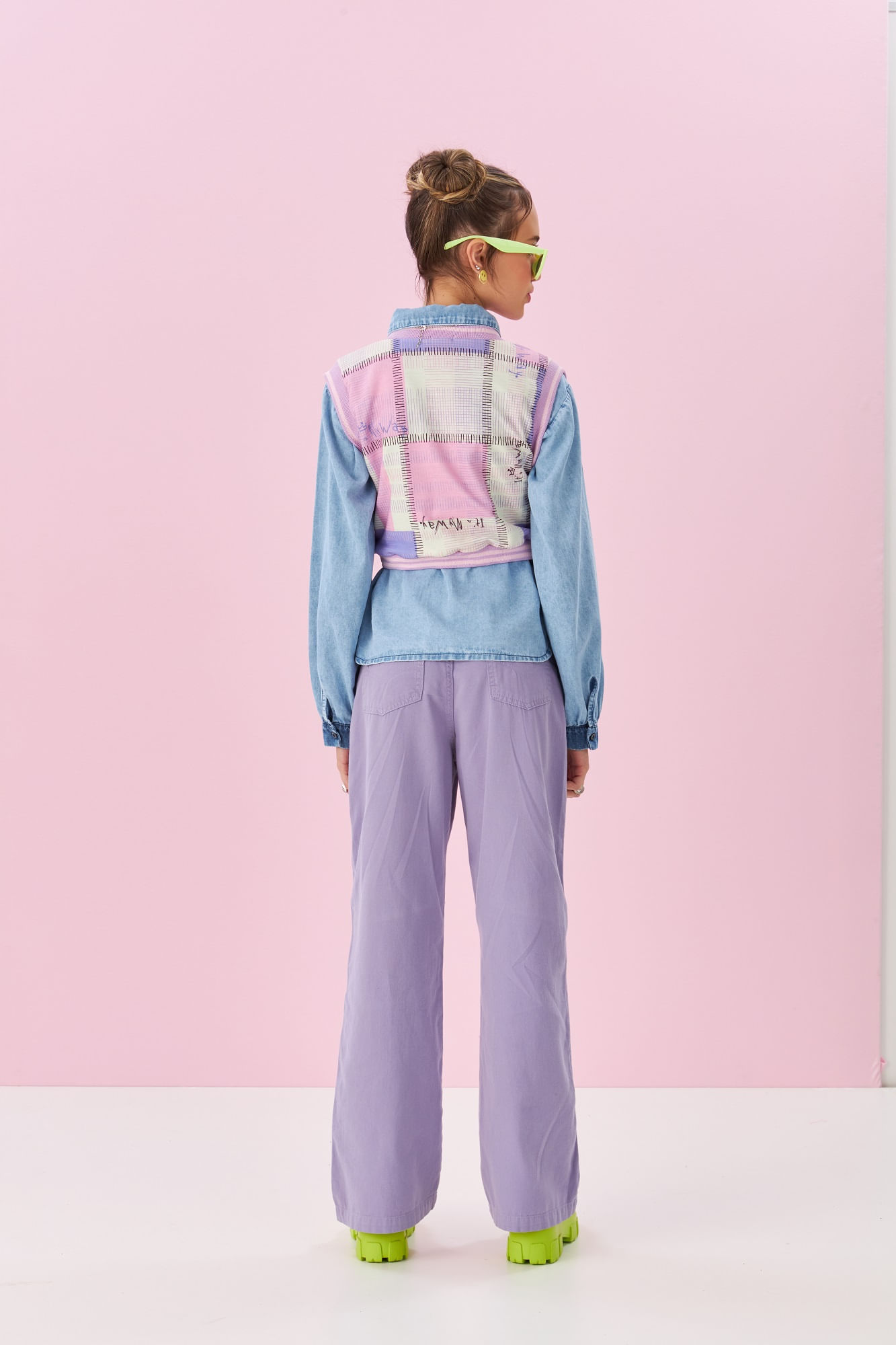 Colete-Estampado-Com-Detalhes-Em-Retilinea