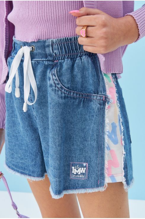Shorts Jeans Leve Com Laterais Em Moletinho