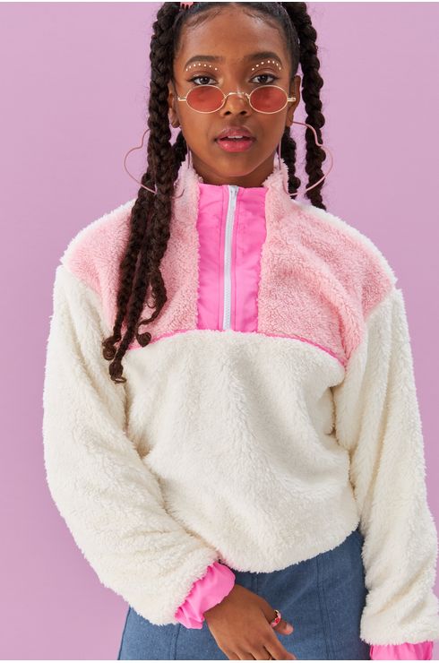 Moletom Maxi De Pele Com Recorte Rosa E Gola