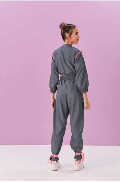 Calça De Corta Vento Com Detalhes Em Rosa Neon