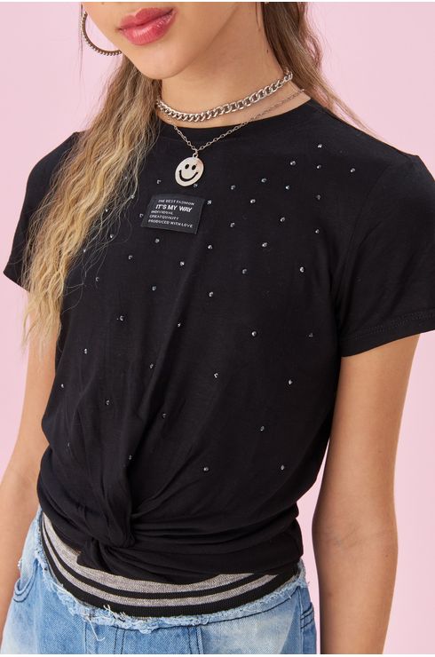 Blusa Manga Curta Detalhe Frente Com Aplique