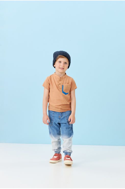 Calça Jogger Jeans Com Lavação Degradê
