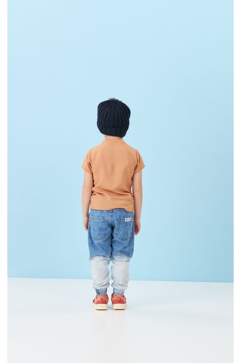 Calça Jogger Jeans Com Lavação Degradê