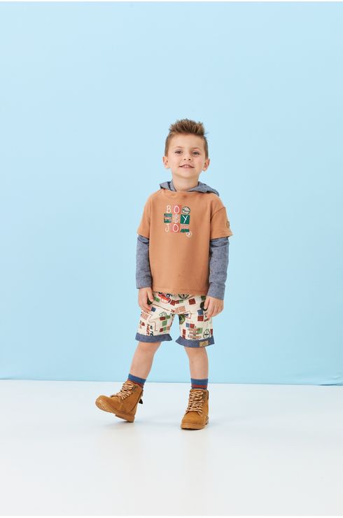 Bermuda Estampada Com Bolsos Trazeiros