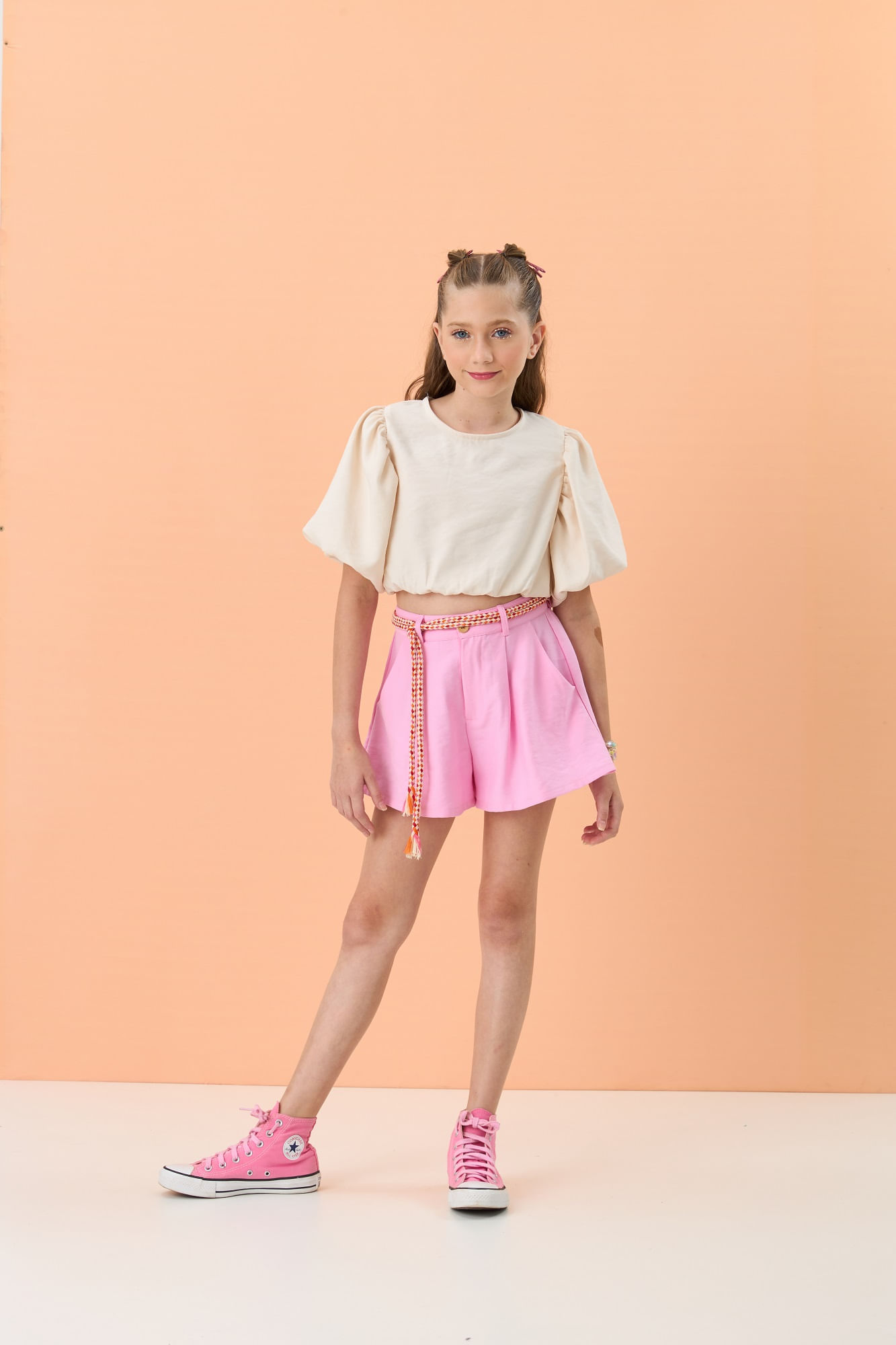 Conjunto Blusa Com Manga Bufante E Shorts 