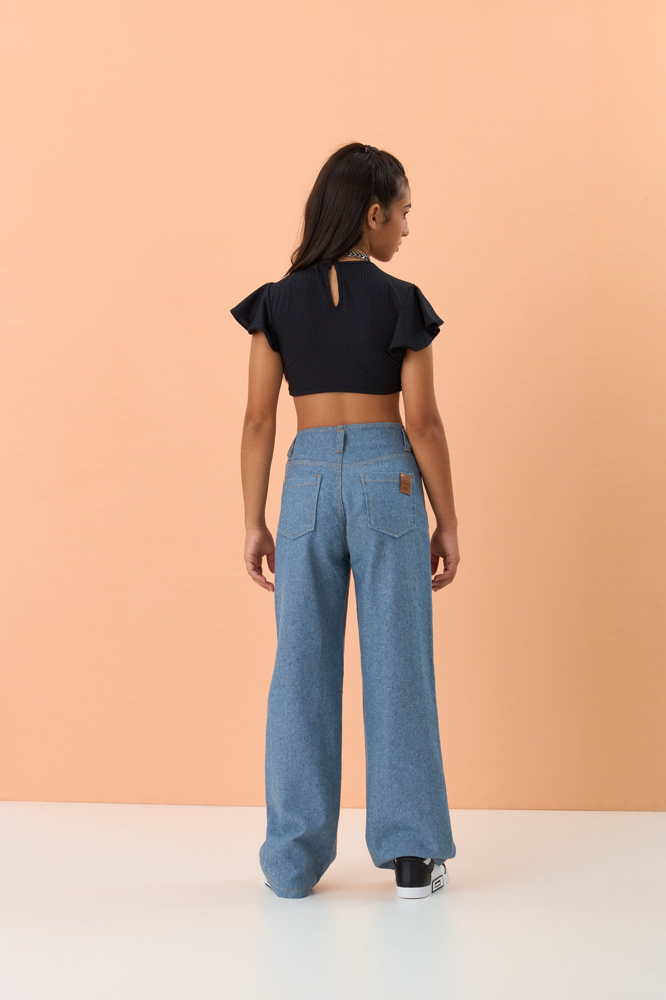 Blusa-Lisa-Com-Manga-Fluida