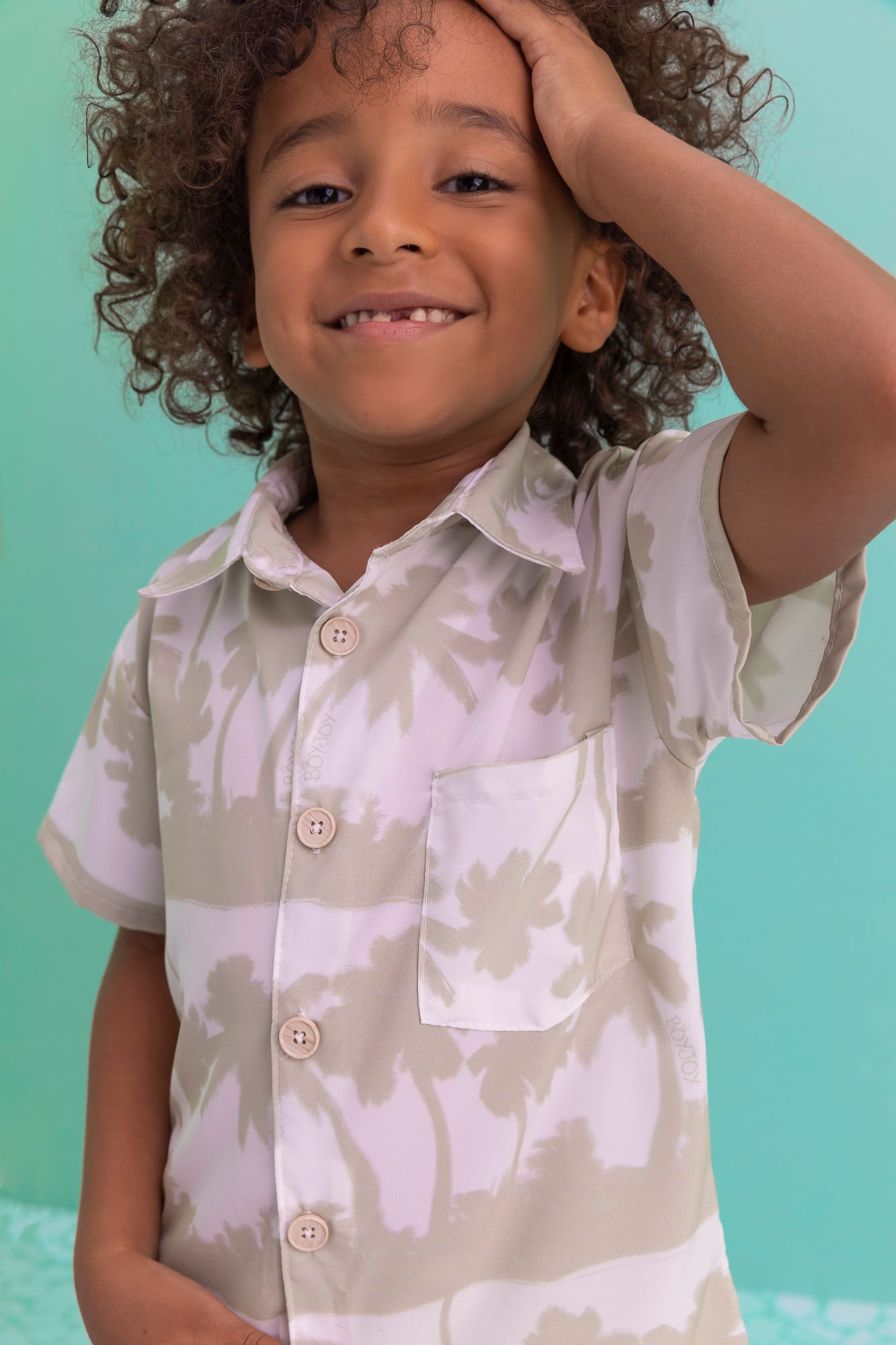 Camisa-Estampada-Com-Bolso-Funcional