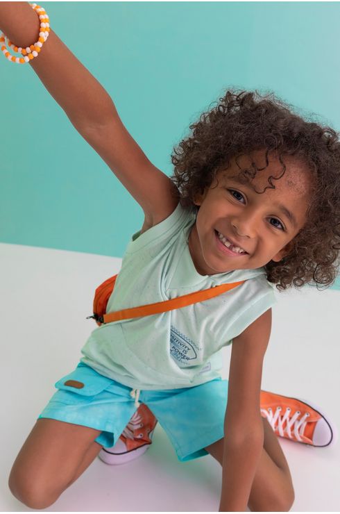Regata Botonê Com Bolso Canguru E Capuz
