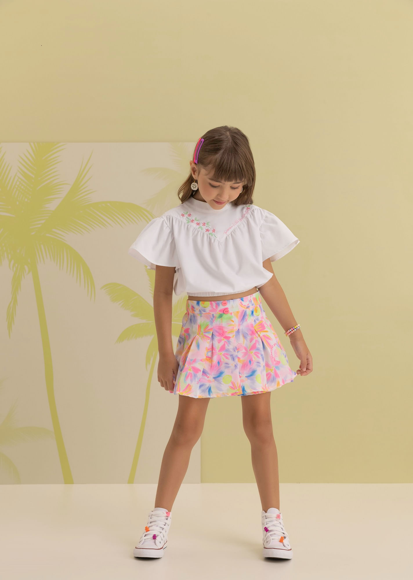 Conjunto-Blusa-Com-Bordado-E-Shorts-Saia-