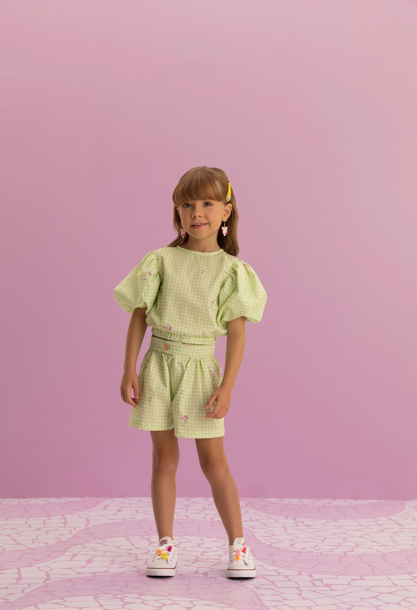 Shorts-Vichy-Gode-Com-Cos-Largo-E-Detalhe-Clochard-Lateral