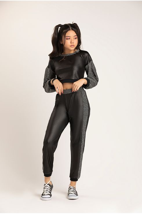 Blusa Cropped Mangas Diferenciada