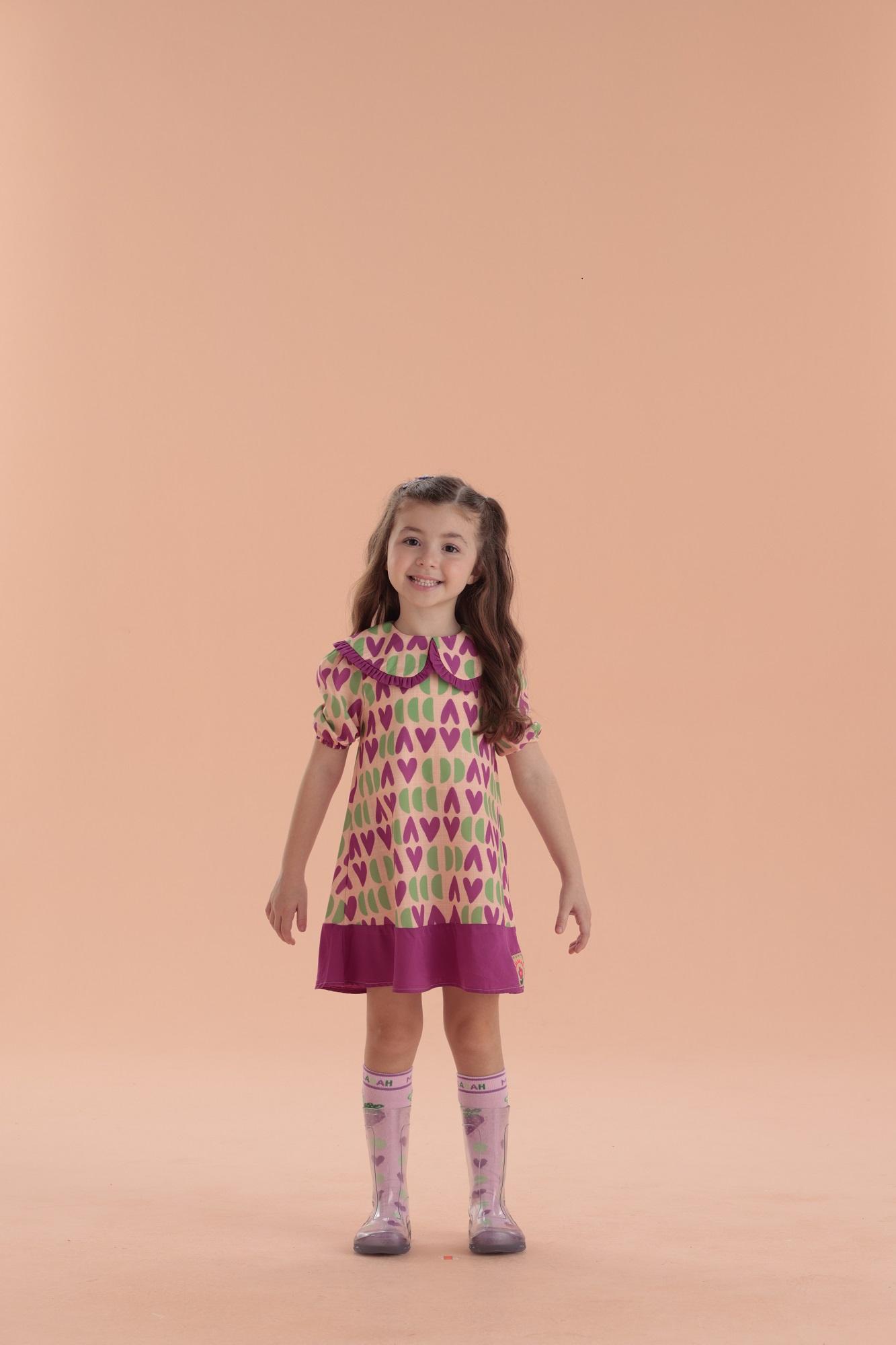 Vestido-Manga-Curta-Com-Gola-Boneca-E-Mangas-Amplas
