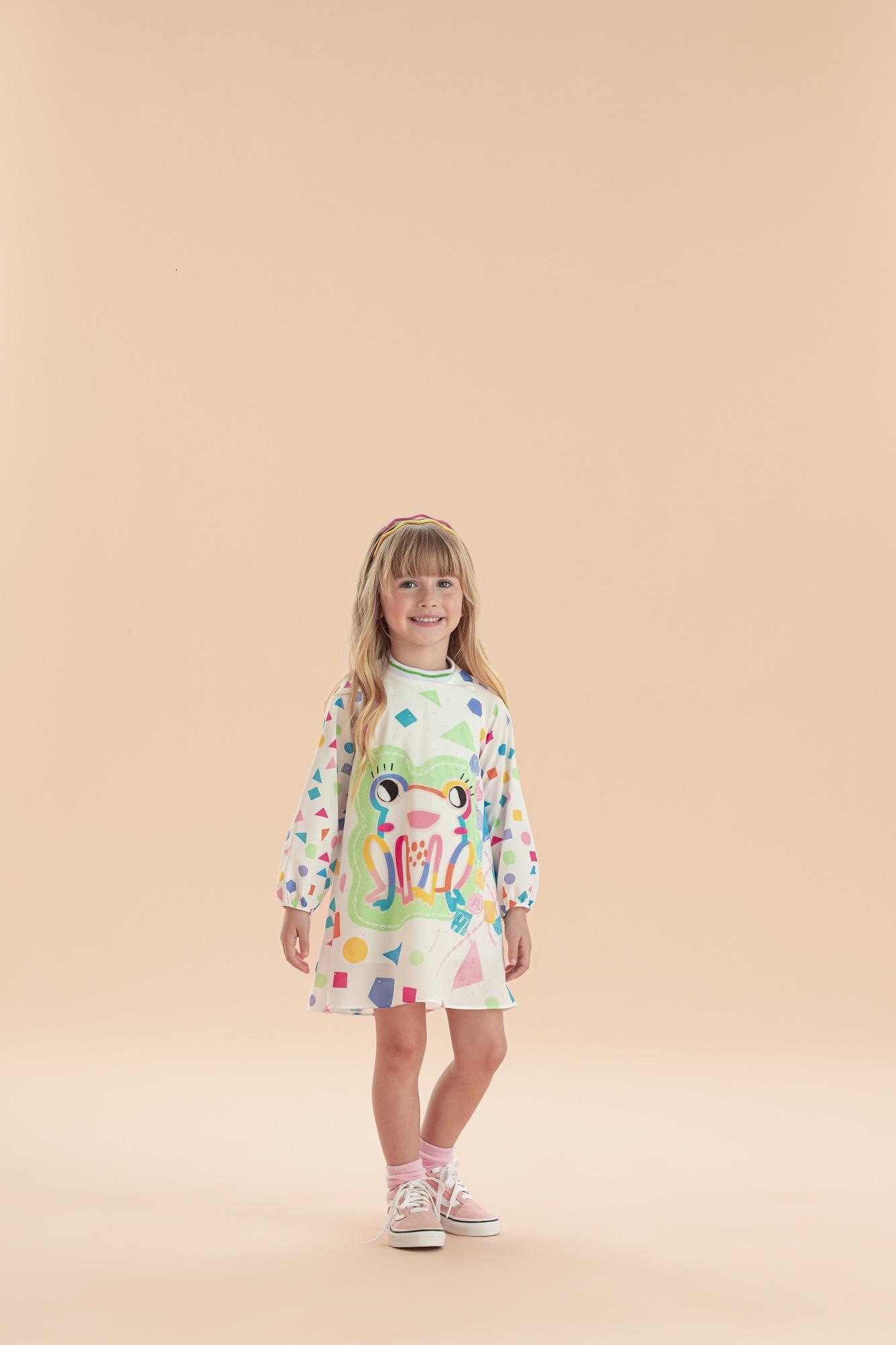 Vestido-Manga-Longa-Com-Manga-Fluida-E-Gola-De-Retilinea