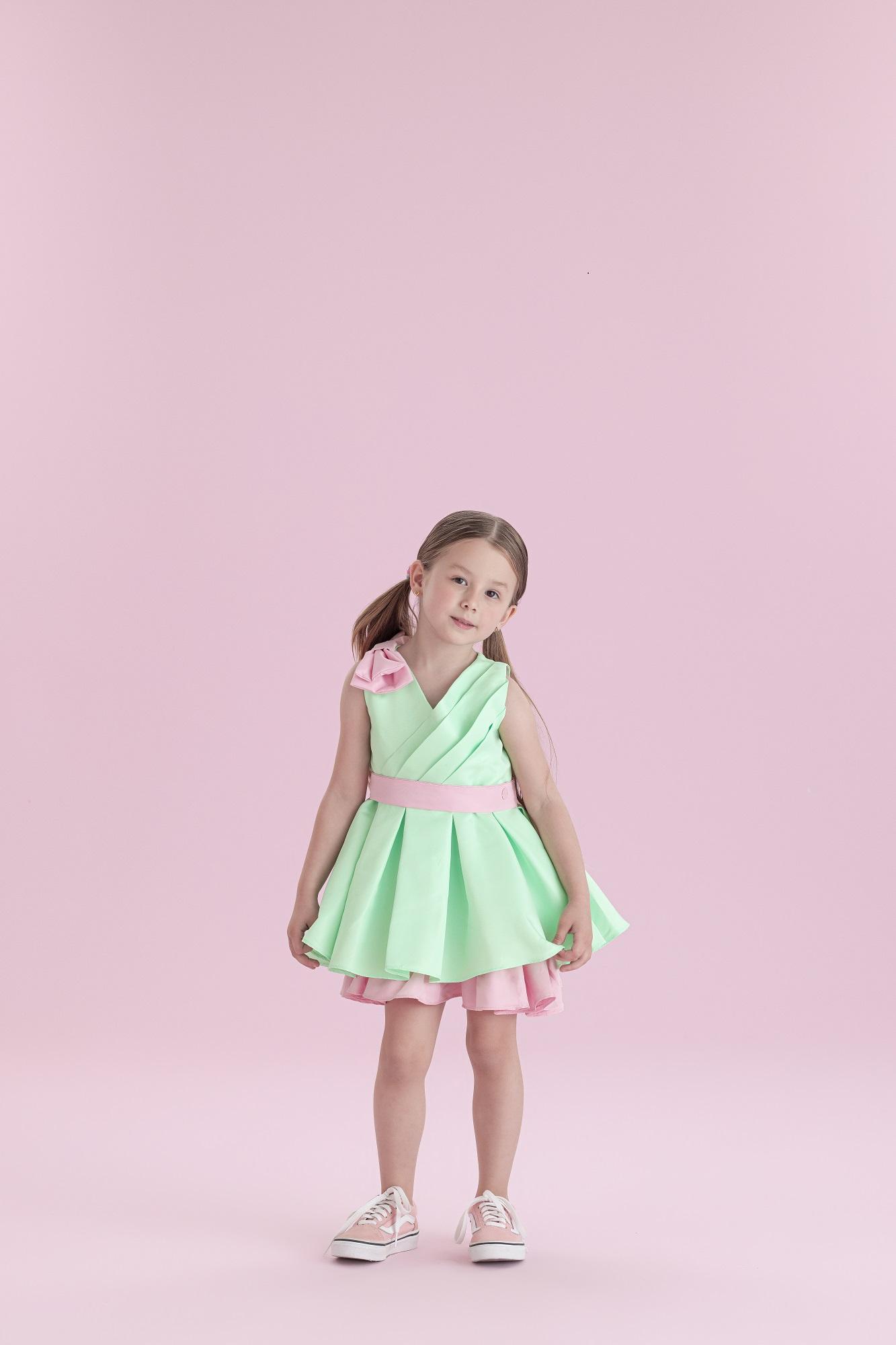 Vestido-Festa-Duas-Cores-Com-Laco-No-Ombro