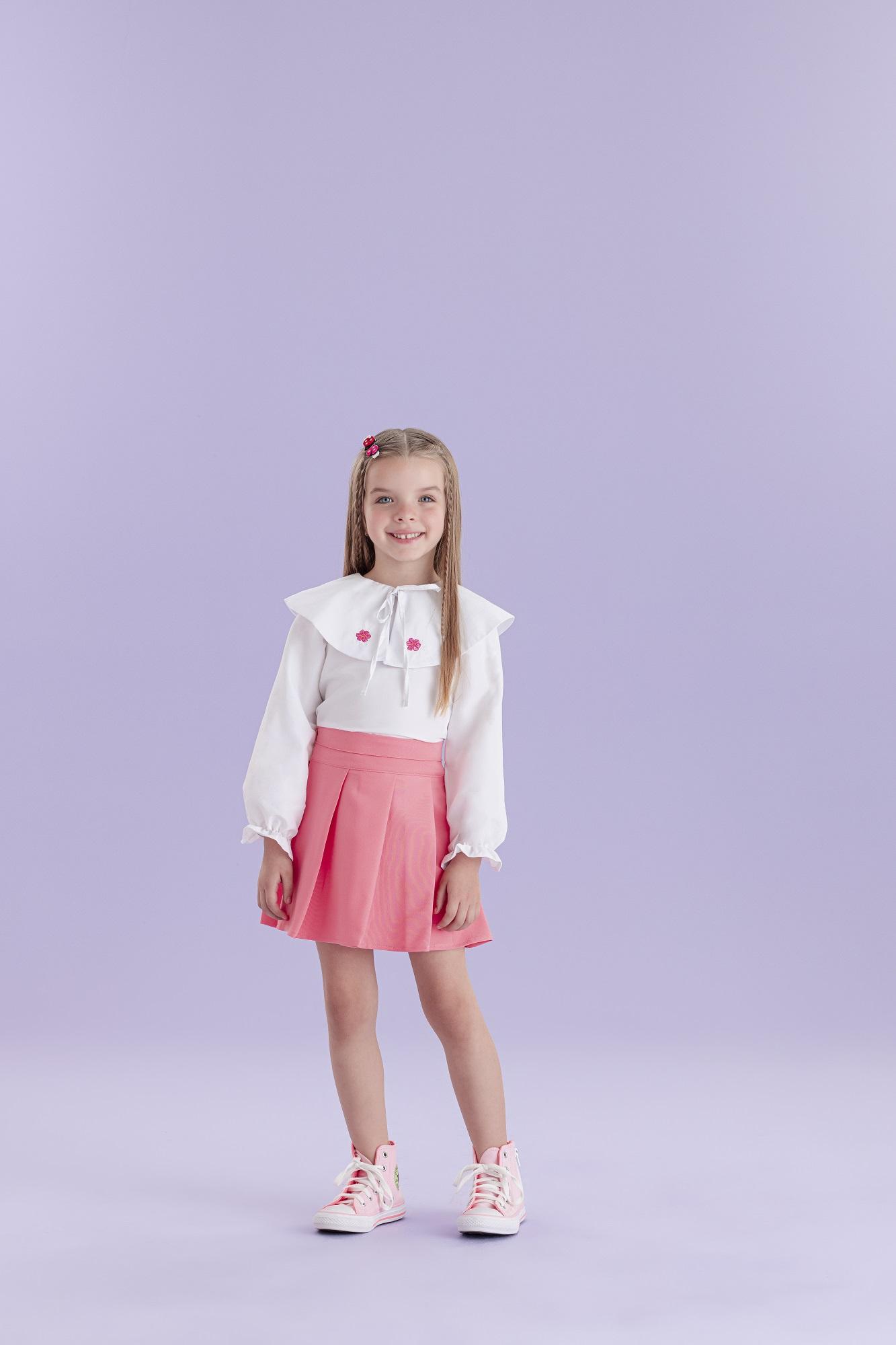 Blusa-Manga-Longa-Com-Bordado-Na-Gola