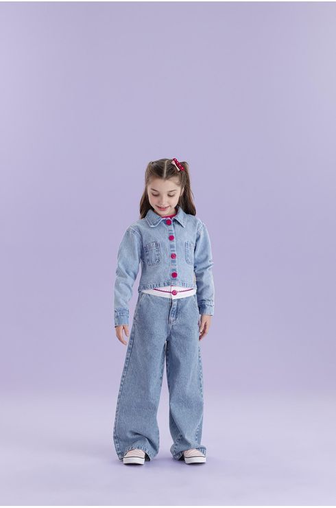 Jaqueta Jeans Com Aplicação De Pelo Nas Costa