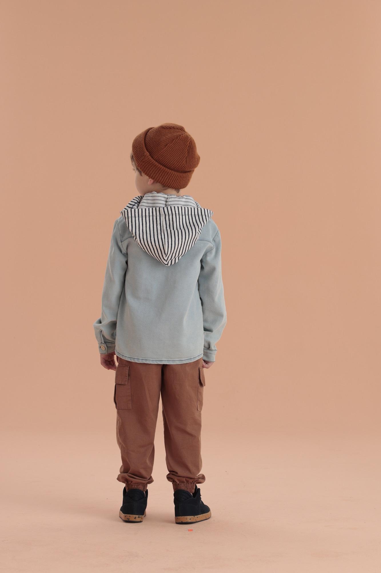 Camisa-Jeans-Com-Gorro-Listrado