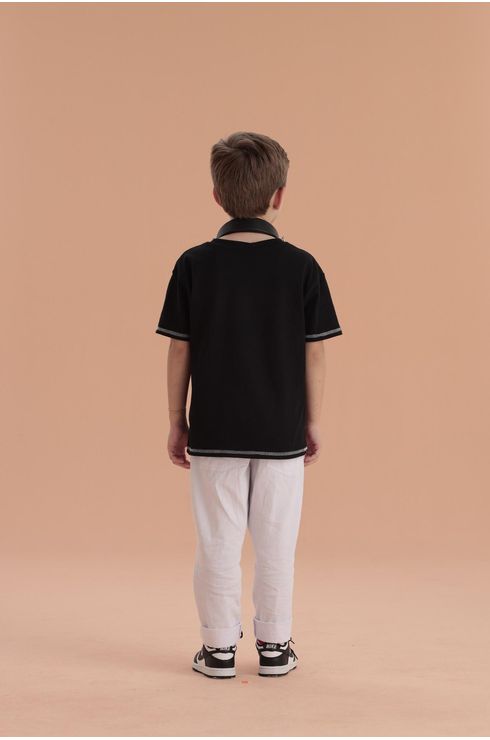 Camiseta Manga Curta Com Costura Contrastante E Bolsinho