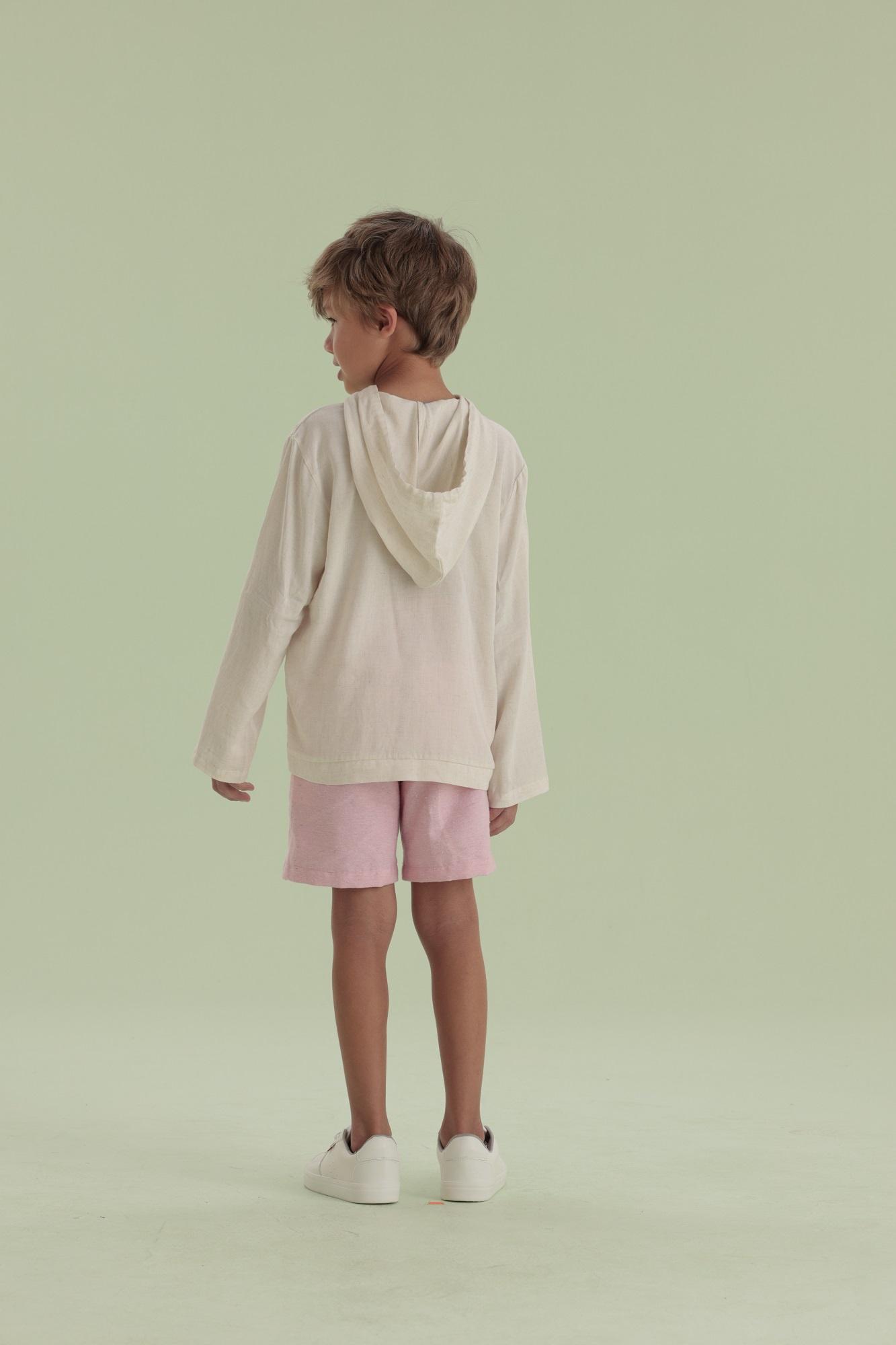Blusa-Manga-Longa-Tipo-Bata-Com-Capuz-E-Amarracao-No-Decote