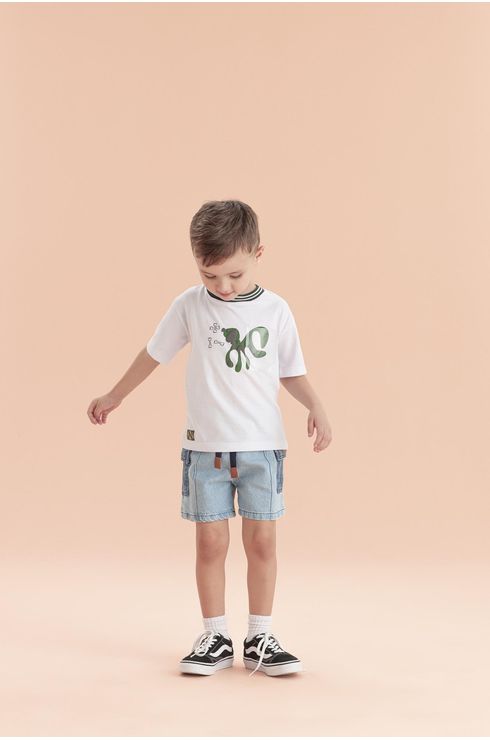 Camiseta Manga Curta Com Estampa E Bolsinho