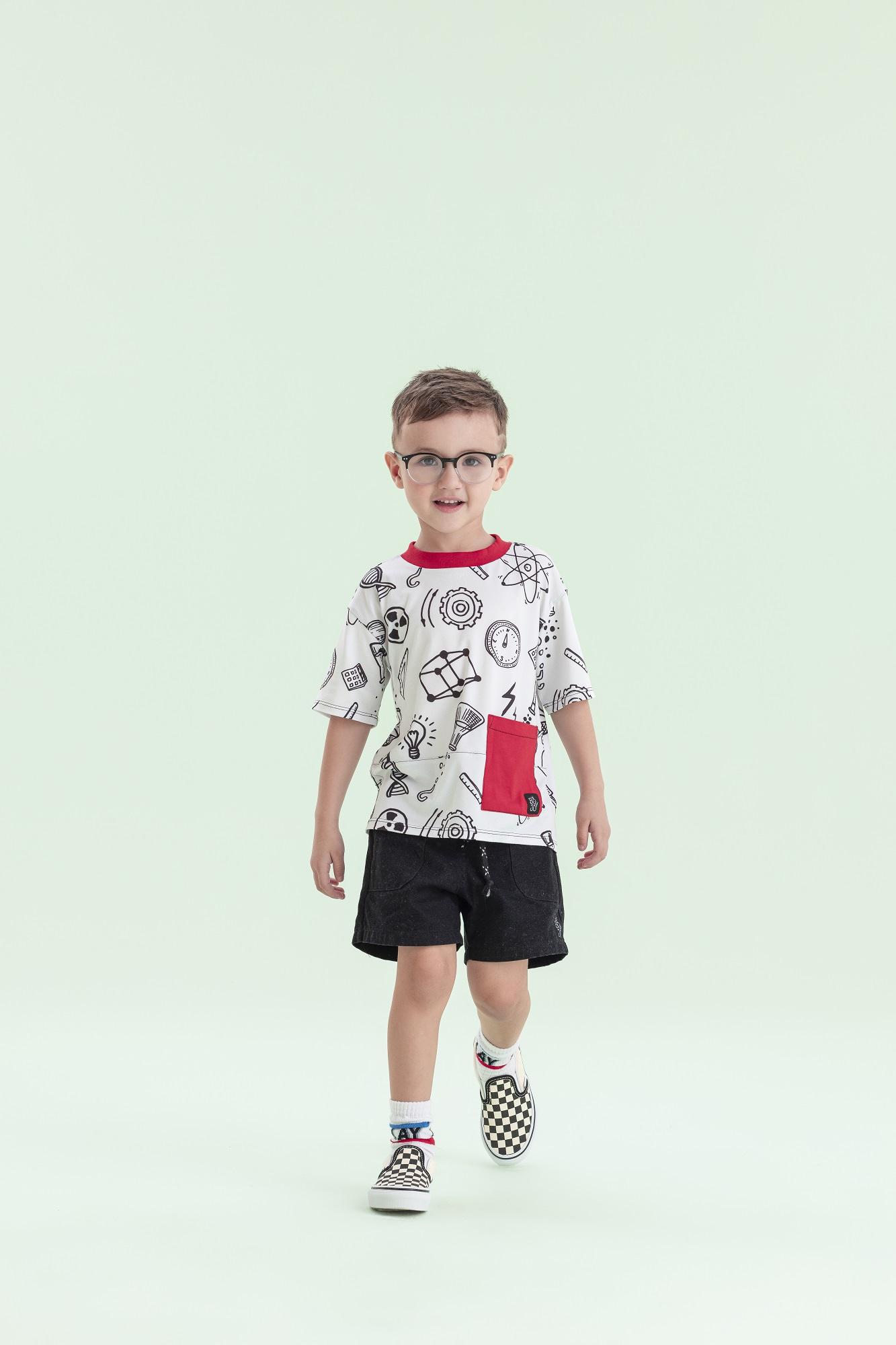 Camiseta-Manga-Curta-Estampada-Com-Bolsinho-Frontal