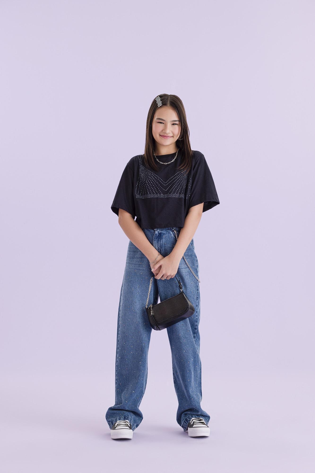 Blusa-Manga-Curta-Com-Aplicacao-De-Strass