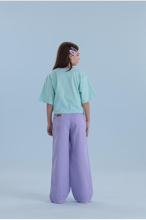 Calça Wide Leg Em Sarja Com Recortes
