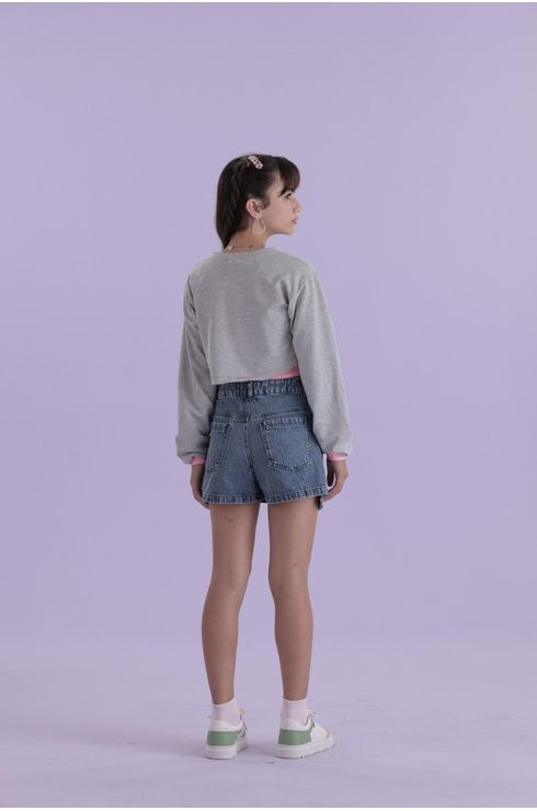 Short Jeans Com Bolso Deslocado