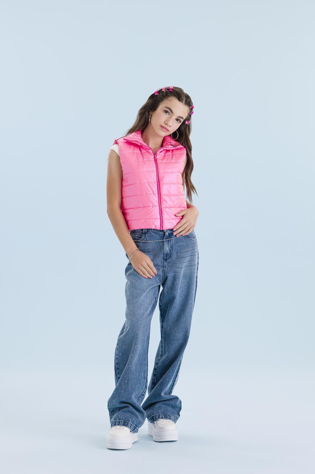 Colete-Cropped-Em-Matelasse-Com-Abertura-Em-Ziper