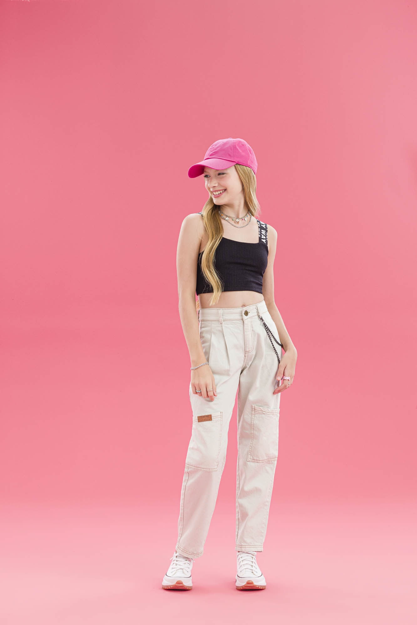 Calca-Estilo-Sudao-Com-Bolso-Deslocado