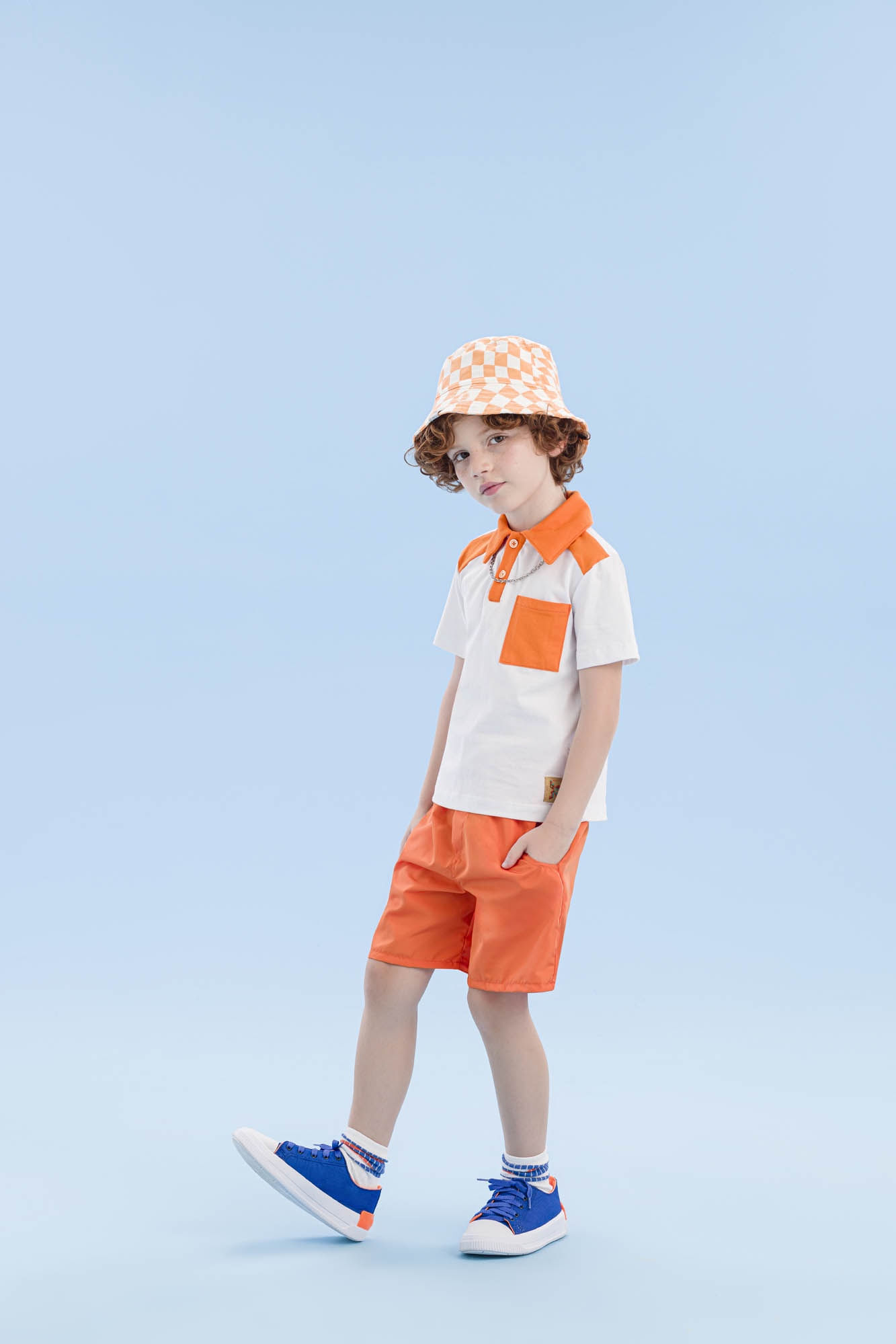 Camiseta-Gola-Polo-Com-Detalhes-Laranja