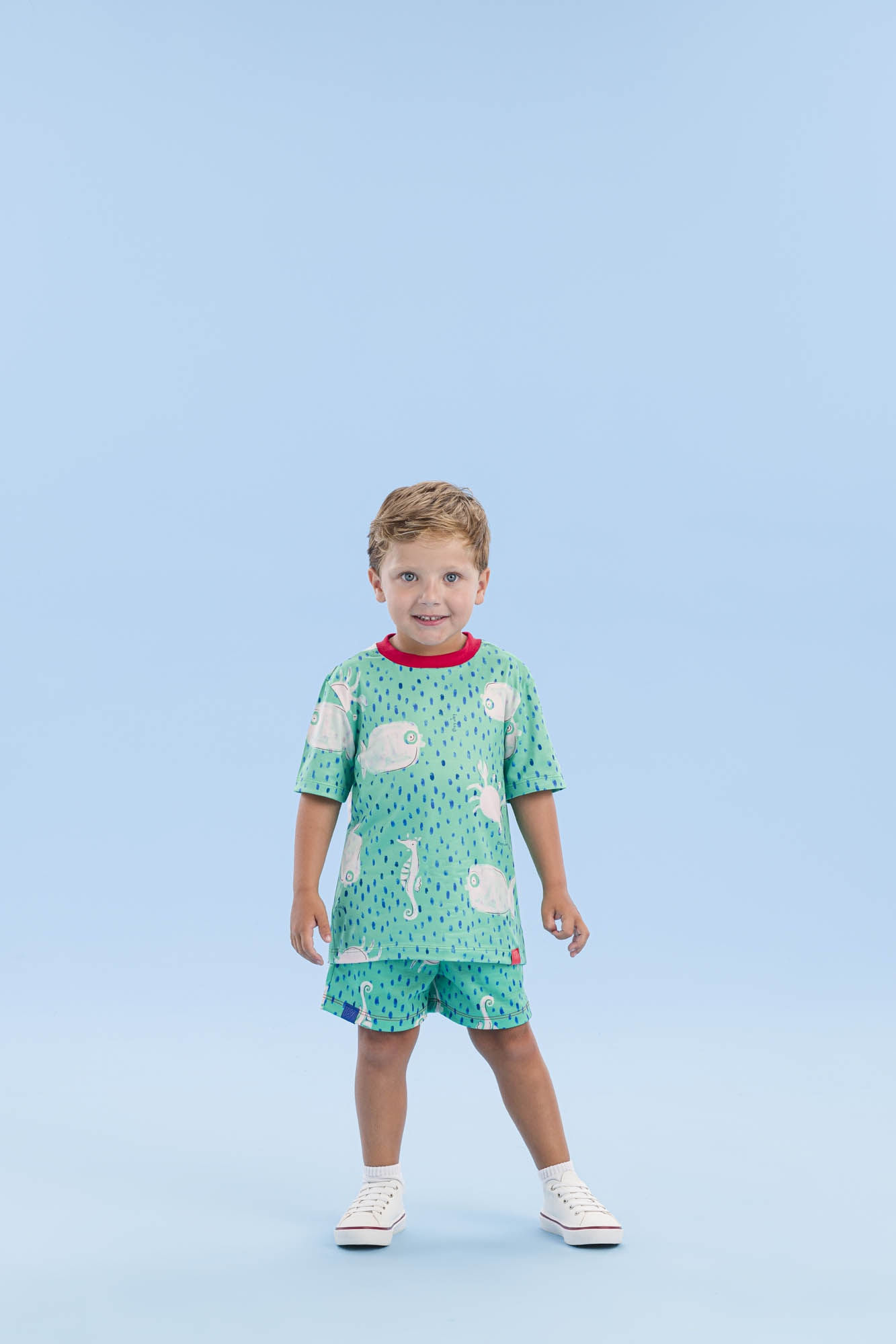Camiseta-Com-Estampa-De-Peixes