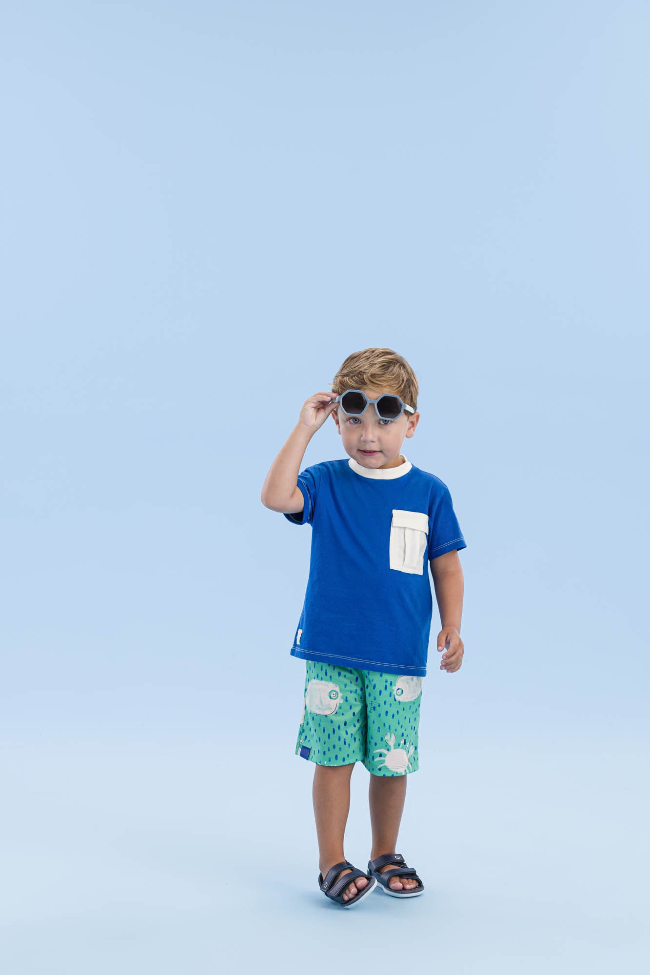 Camiseta-Com-Gola-E-Bolso-Contrastantes