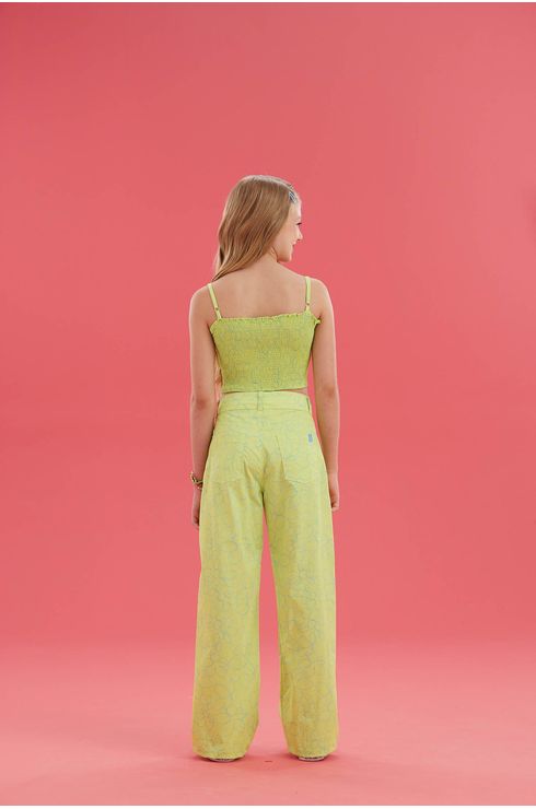 Calça Estampada Com Bolso Sobreposto Em Tule