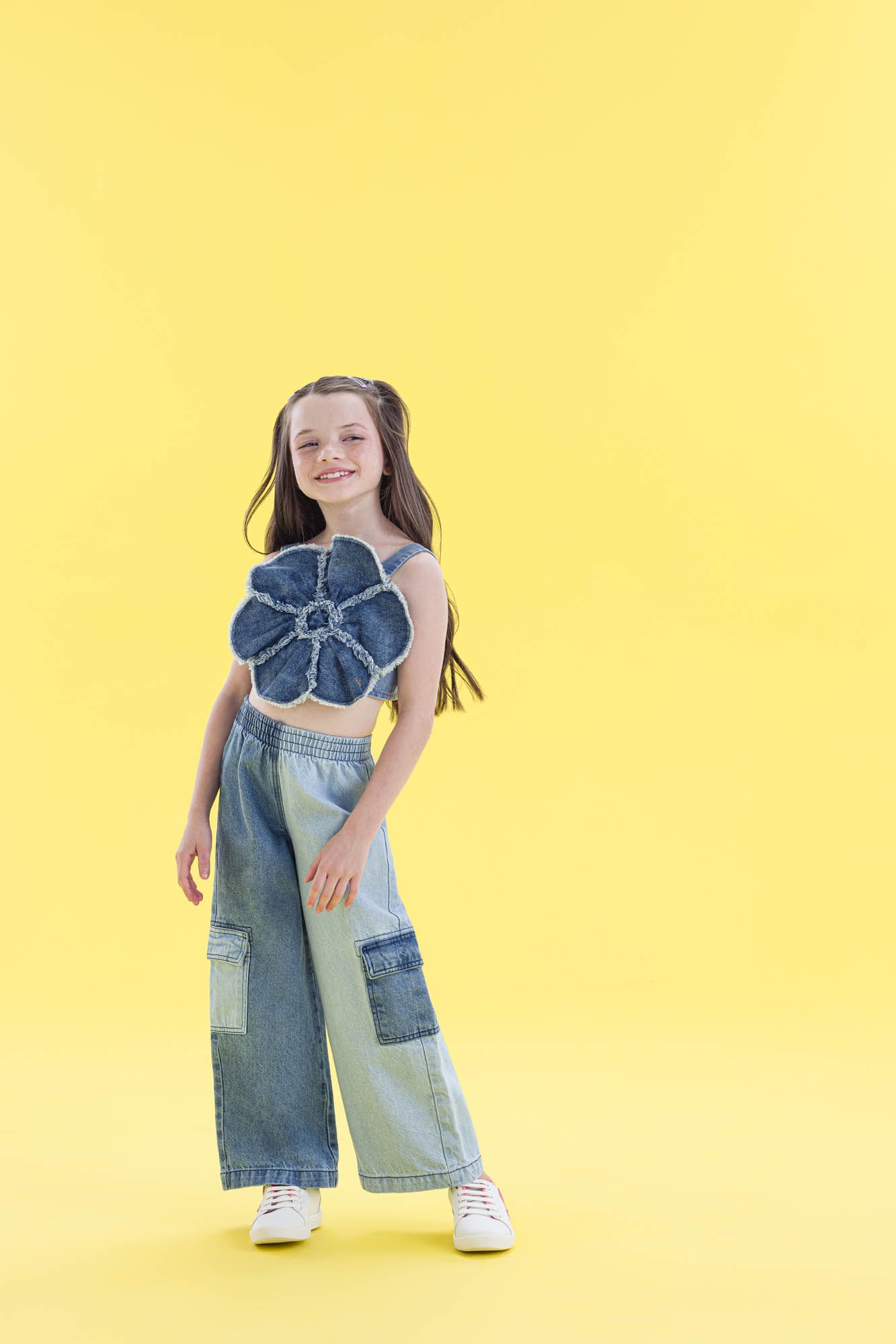 Top-Jeans-Com-Flor-Frontal