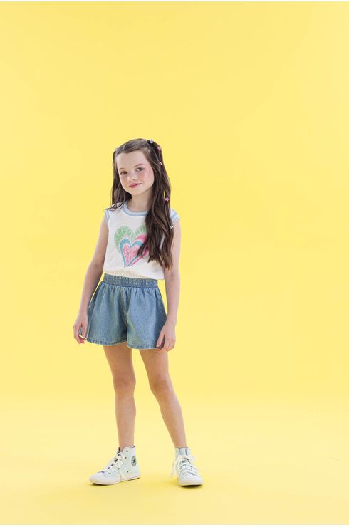 Blusa Com Frente Localizada E Acabamento Em Retilínea