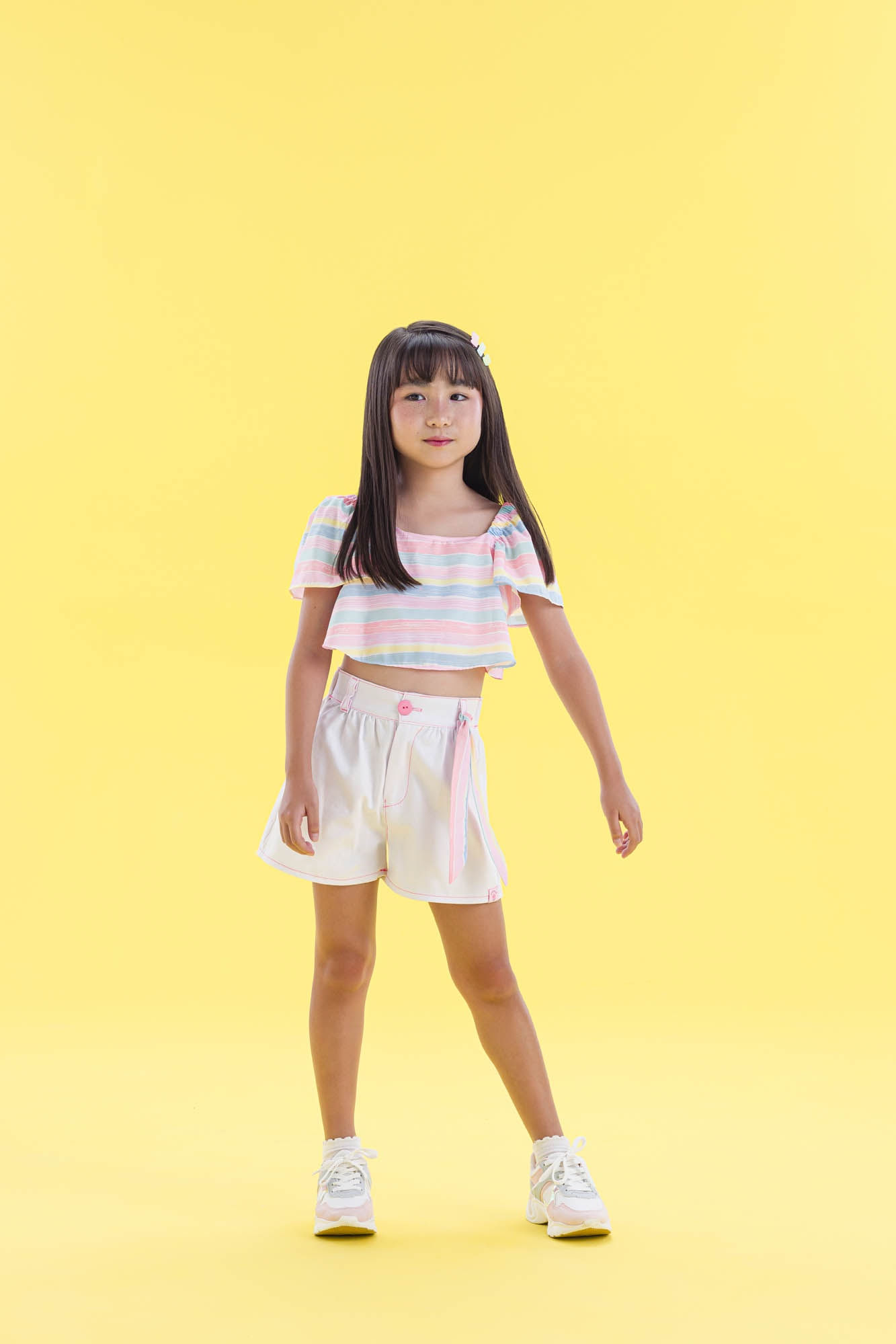 Conjunto-Short-Com-Lencinho-E-Blusa-Cropped