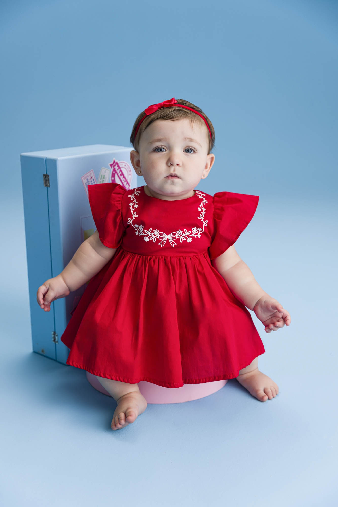 Vestido-Em-Tricoline-Com-Manga-Fluida-E-Estampa-No-Peito