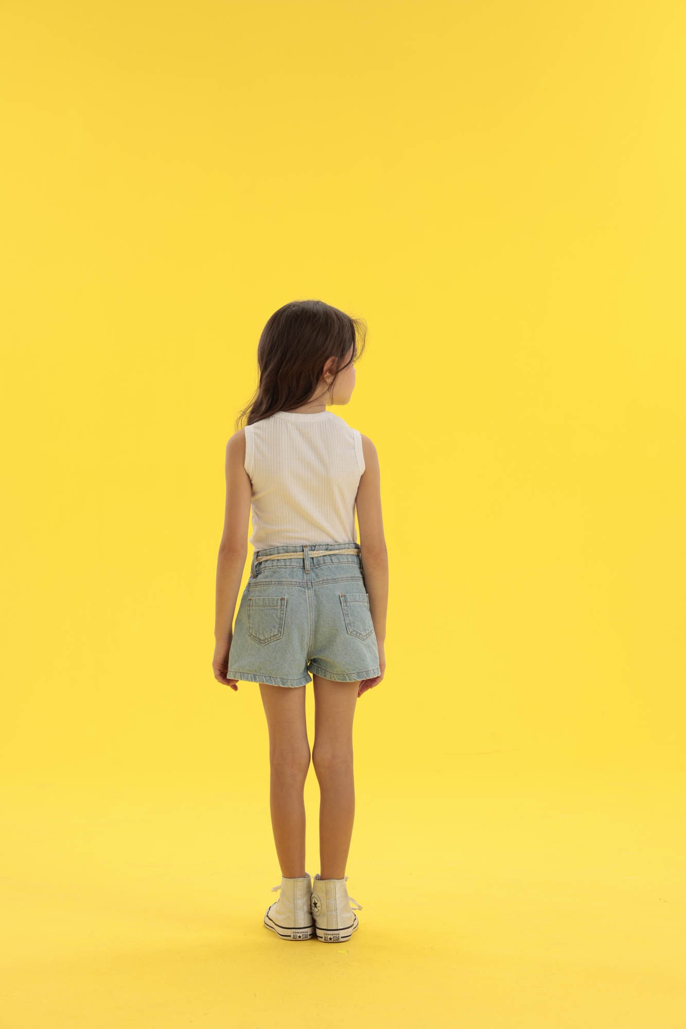 Short-Jeans-Com-Emboss-Frontal