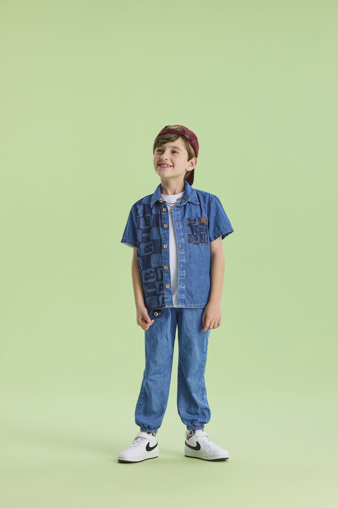 Camisa-Manga-Curta-Em-Jeans-Com-Estampa