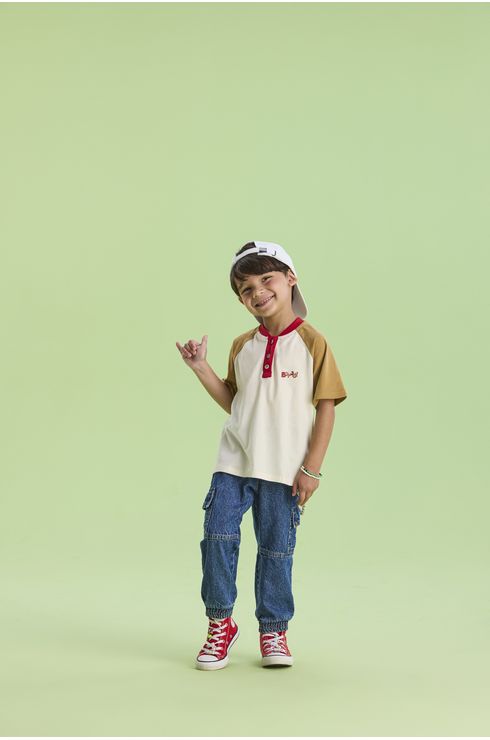 Camiseta Manga Curta Raglan Três Cores