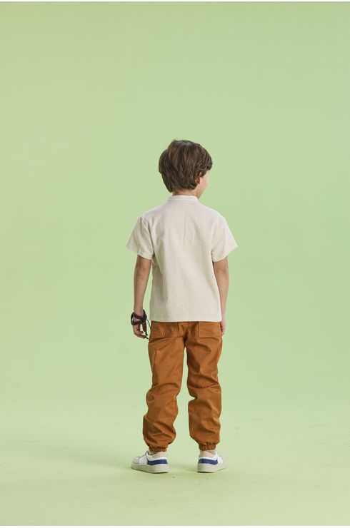 Bata Manga Curta Com Bordado E Gola Padre