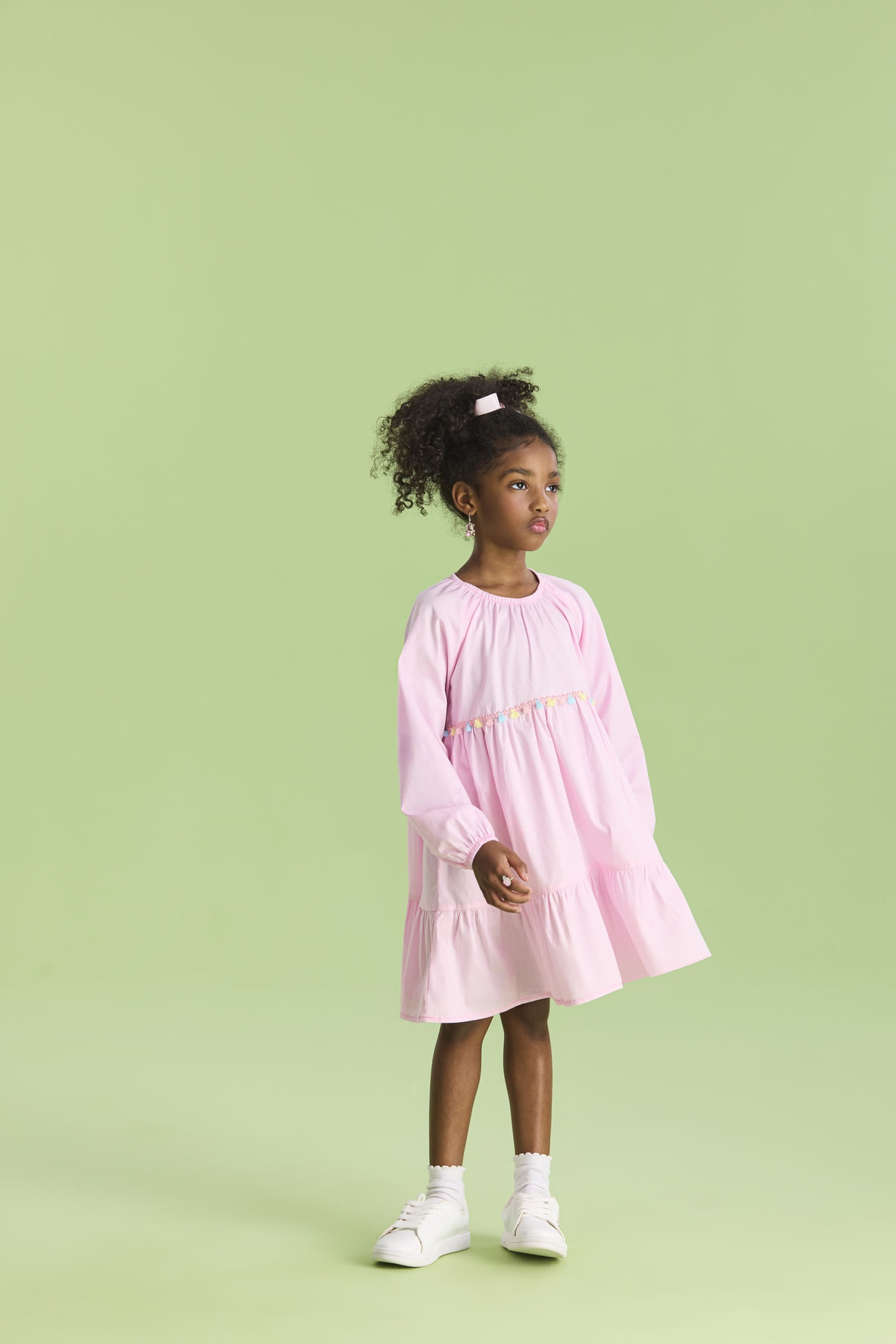 Vestido-Manga-Longa-Em-Tricoline-Com-Detalhe-De-Franjinha
