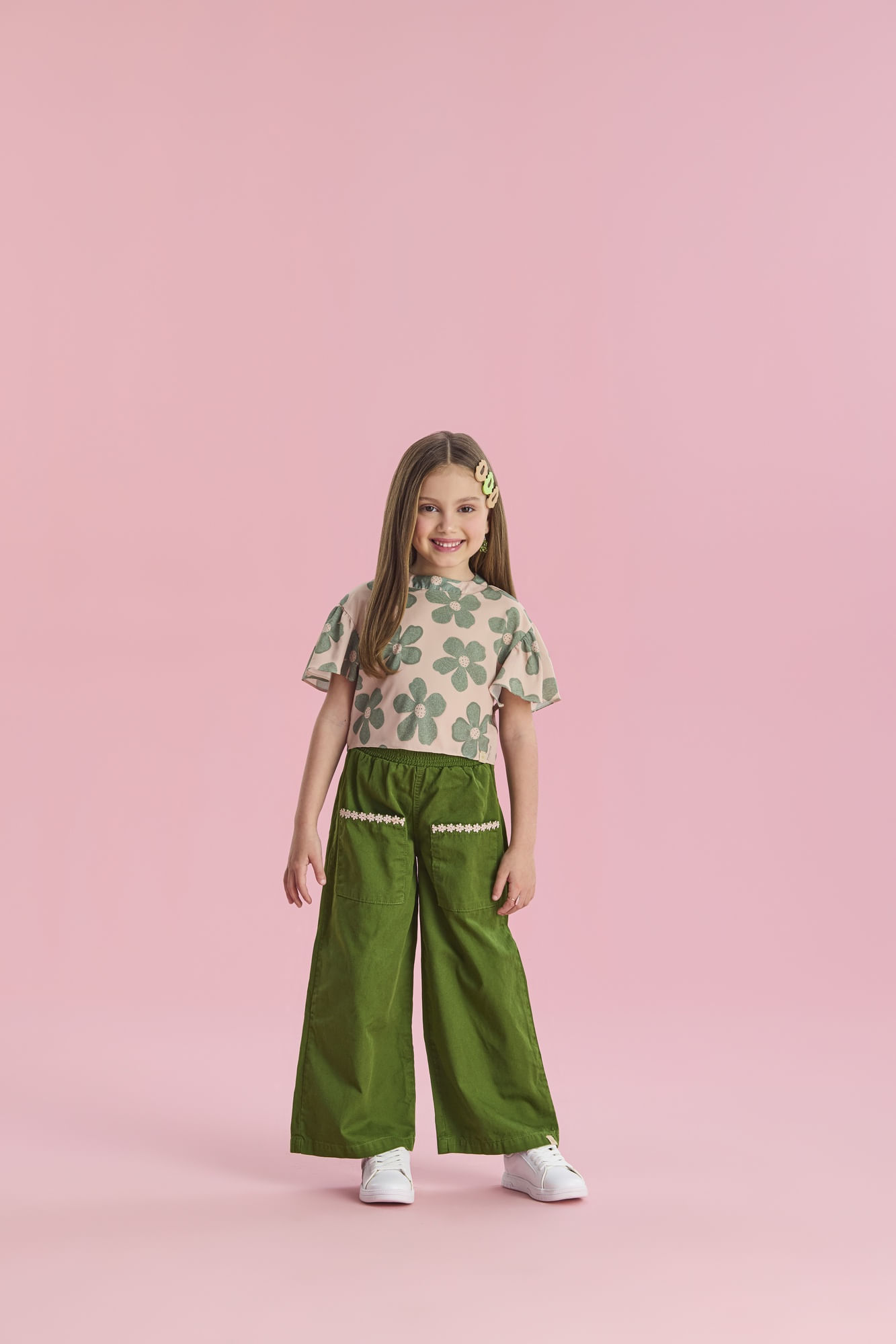 Conjunto-Manga-Curta-Calca-Pantacourt-E-Blusa-Com-Manga-Ampla