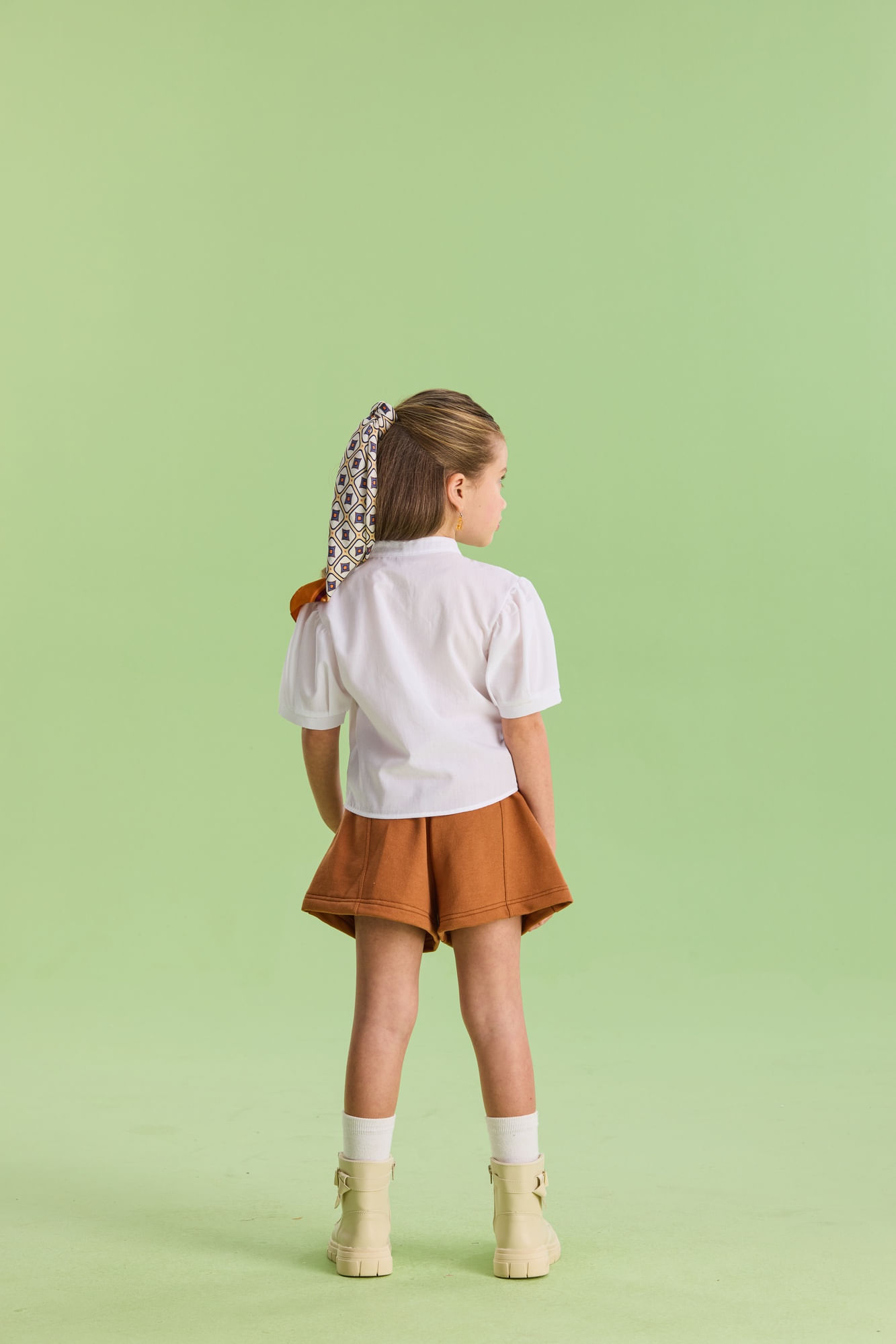 Conjunto-Manga-Curta-Camisa-E-Short-Em-Moletom.